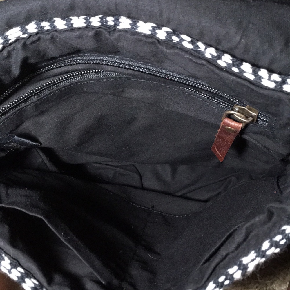 Purse - Picture 3 of 5